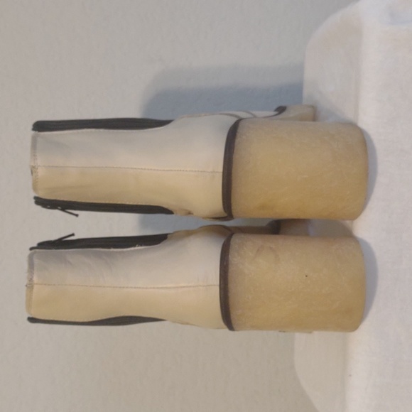 Free People James Chelsea Boot in White Leather. Size 39. Excellent Condition. - Picture 3 of 15